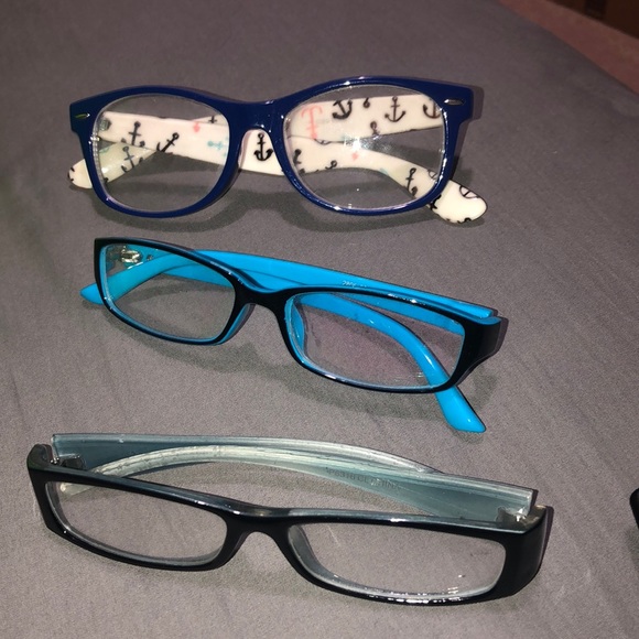 Glasses bundle-non prescription - Picture 1 of 3